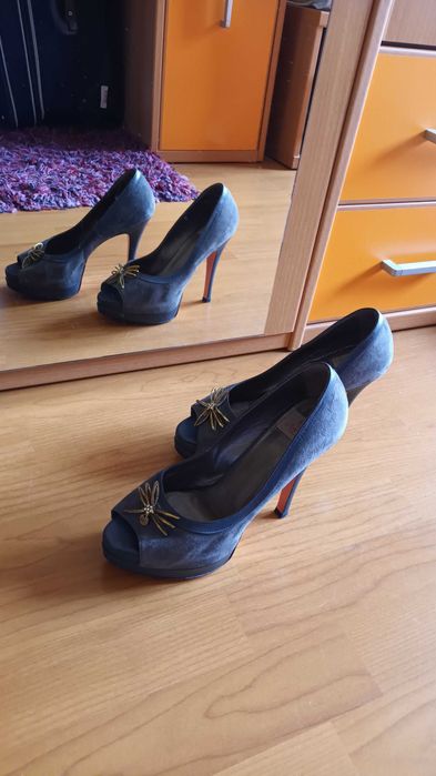 Sapatos de verão salto alto