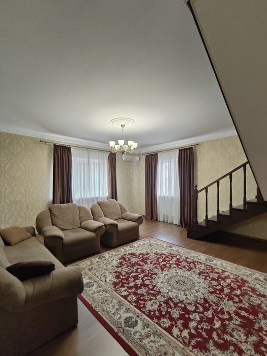 Продажа жилого дома на правом берегу В. Луг ул. Донецкая