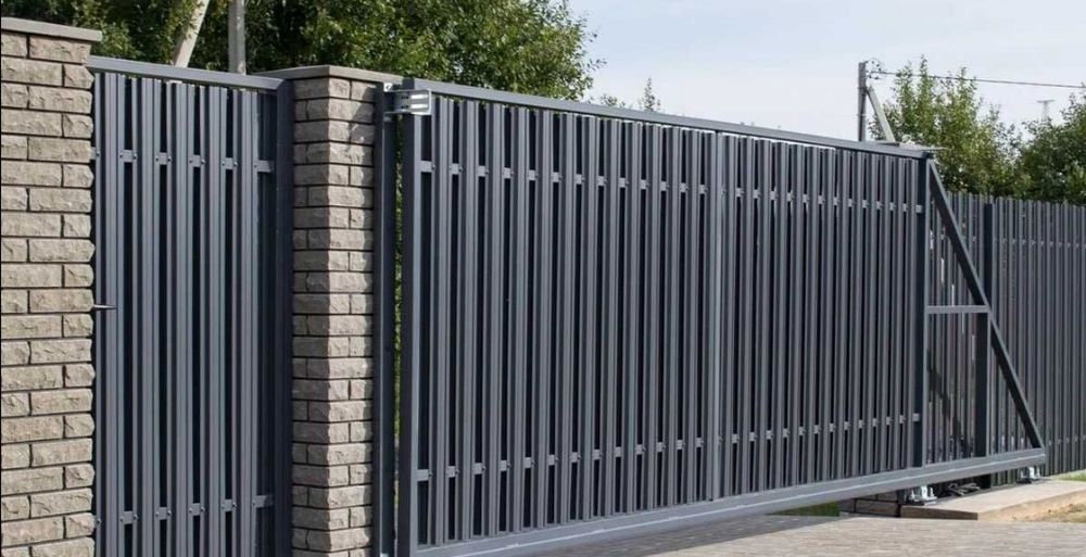 Відкатні ворота для дому.