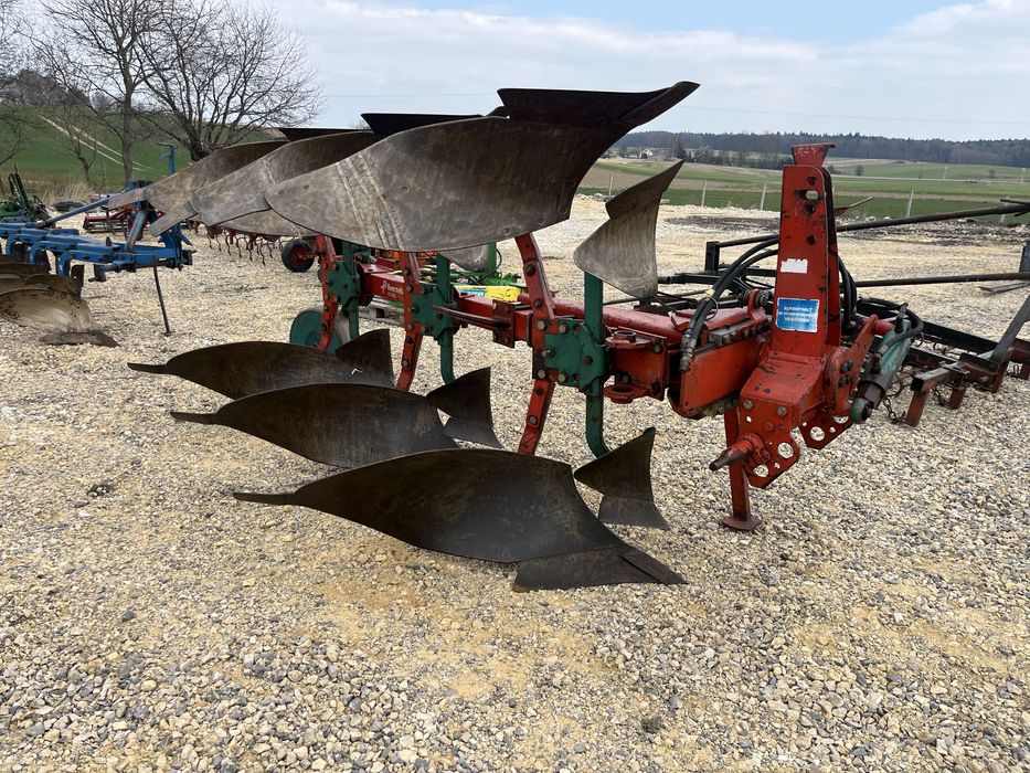 Pług Kverneland vd100 3 skibowy