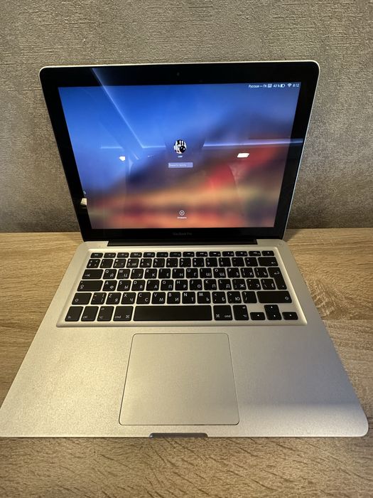 Apple Macbook pro 13”