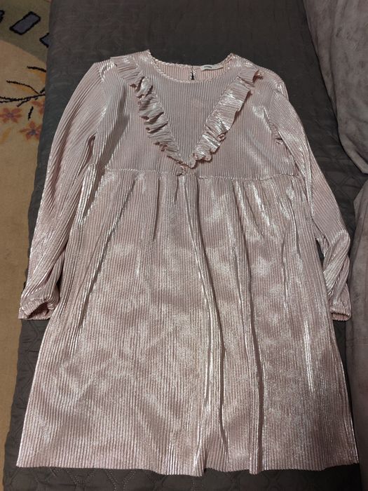 Платье на девочку