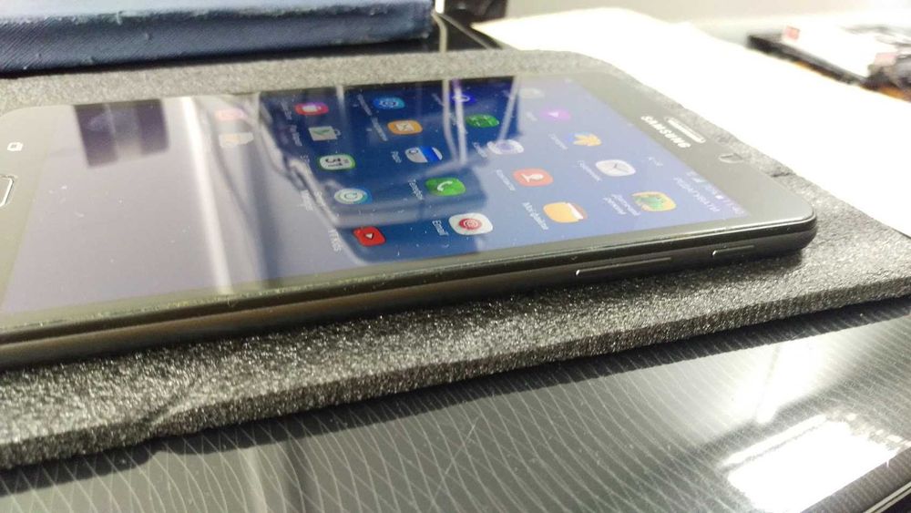 Планшет Samsung Galaxy Tab A6 8GB Black (SM-T285)