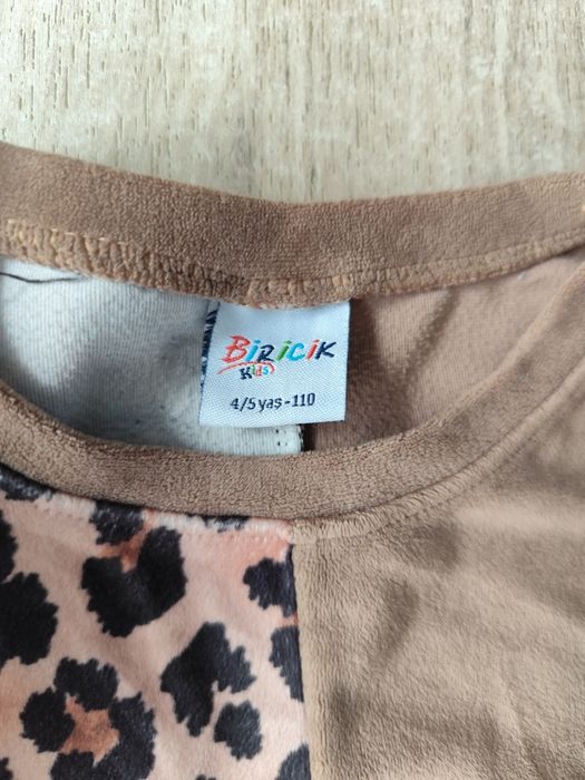 Bluza welurowa panterka roz. 110