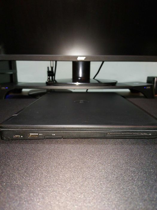 Laptop Dell Latitude 5480 i7-7820HQ, 16 GB RAM, 512 GB M.2 SSD, Win 11