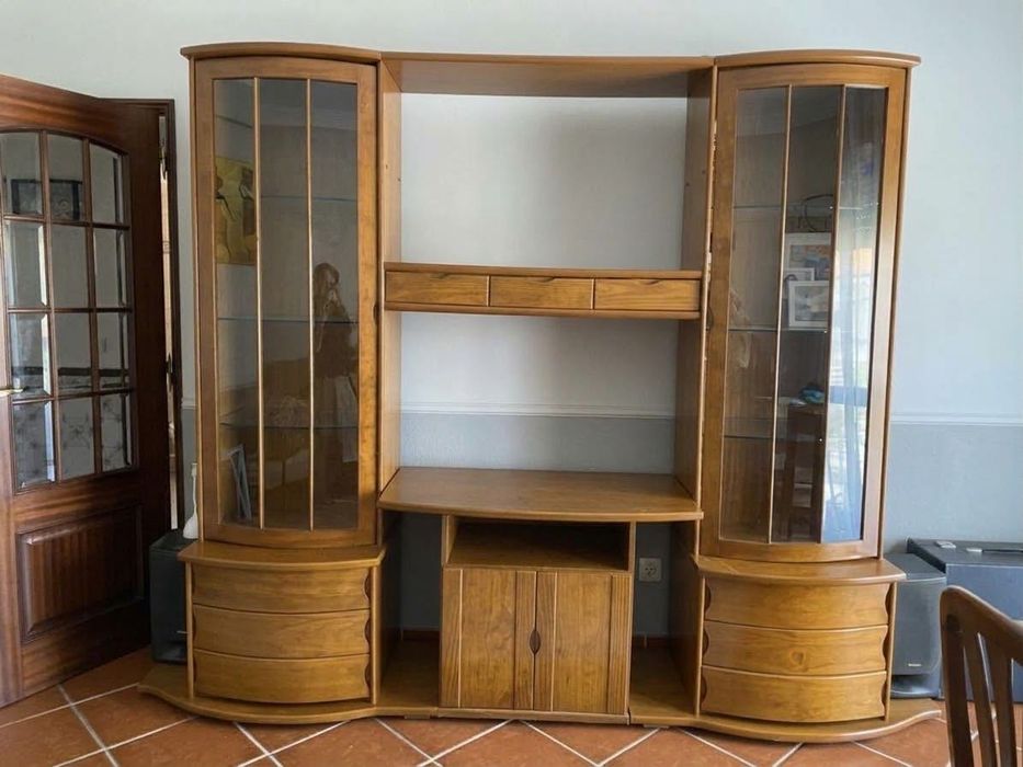Móvel de Sala em Madeira