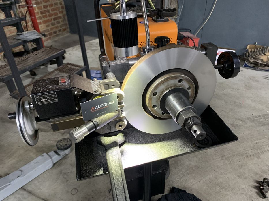 Проточка гальмівних дисків