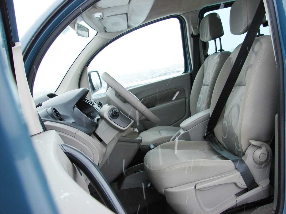 Заводской пассажир Renault Kangoo 2009 год (1,6 бензин)