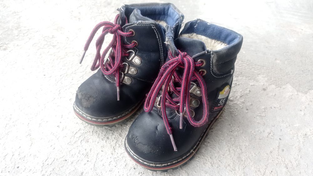 Ботинки зимові 25р. практично нові