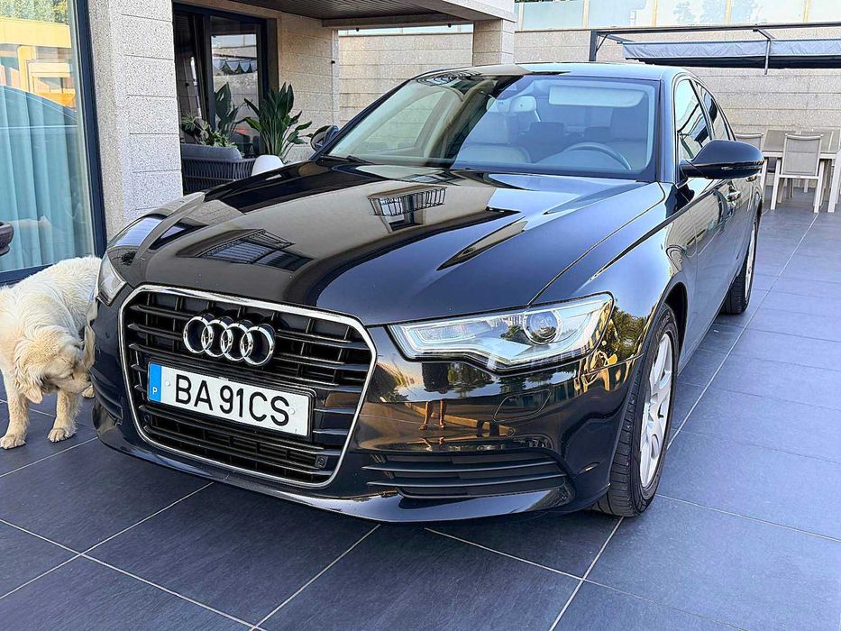 Audi A6 2.0 TDI Sport / estofos em Alcântara e pele / Excelente estado