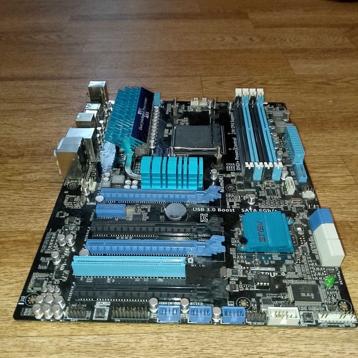 Материнская плата AM 3+ AMD FX