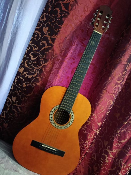 Guitarra clássica445759470206330880