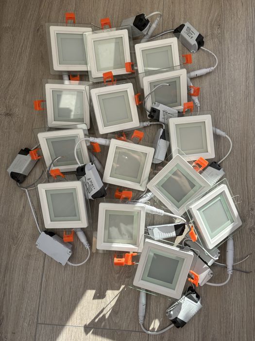 Світильник вбудований світлодіодний