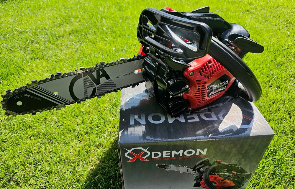 Piła spalinowa Demon gałęziówka pilarka mocna lekka 1,5 KM wzór Echo