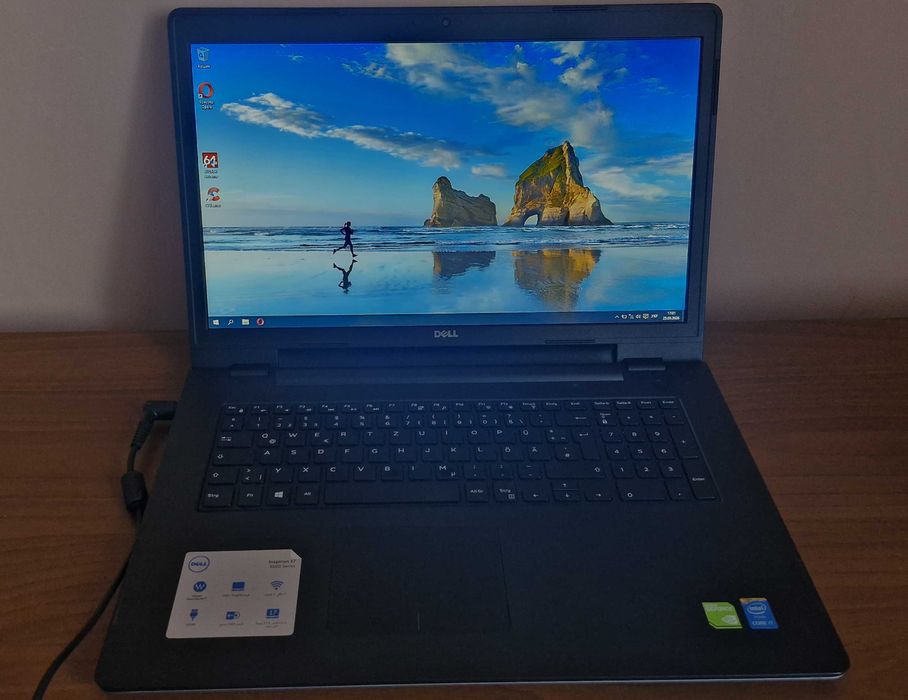 Ноутбук DELL Inspiron 17 5748 / "17,3"