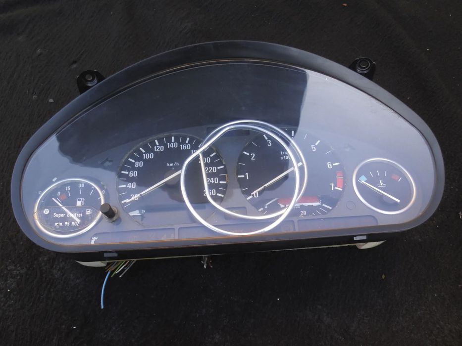 Licznik Obrotomierz BMW 3 E36 8357764 8353167 LICZNIK ZEGAR EUROPA BENZYNA