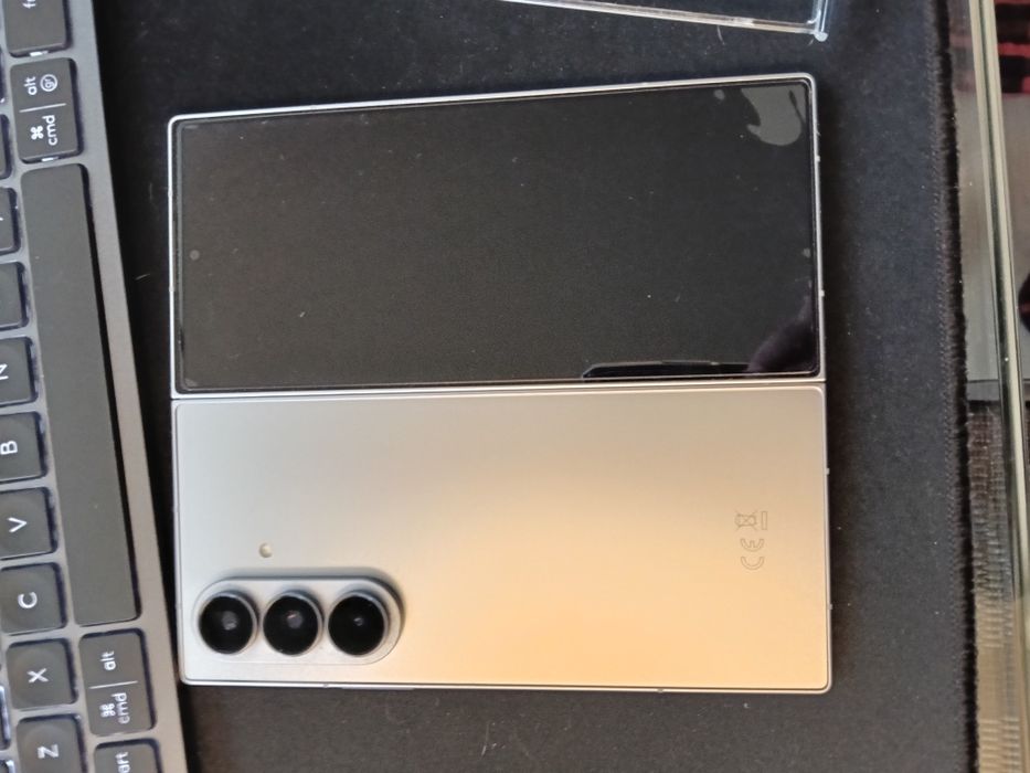 Samsung Z Fold 7 256gb