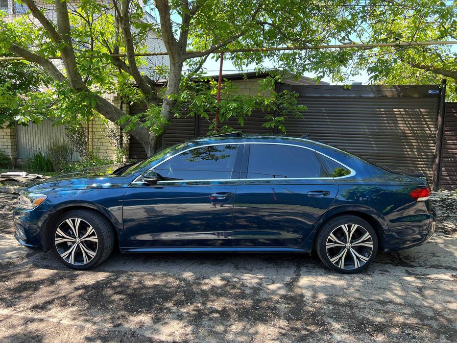 Volkswagen Passat 2021 SE Розмитнена + Сертифікат