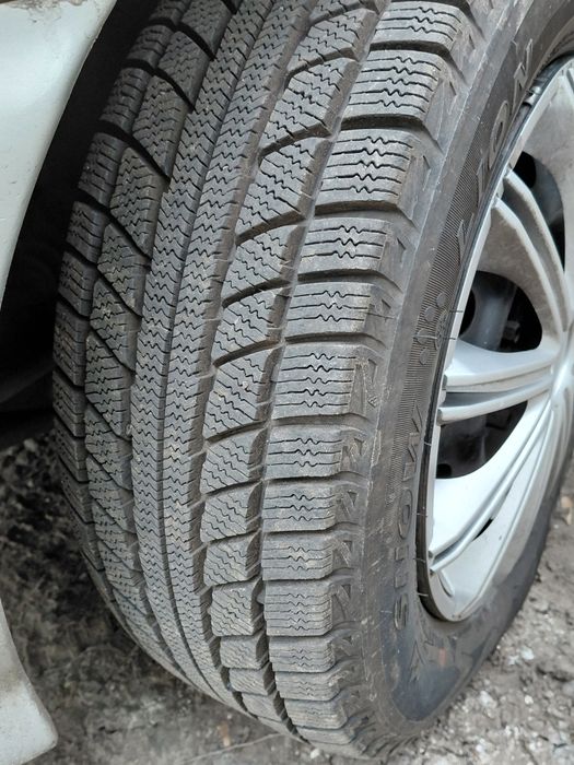 KIA RIO avtomat 2001