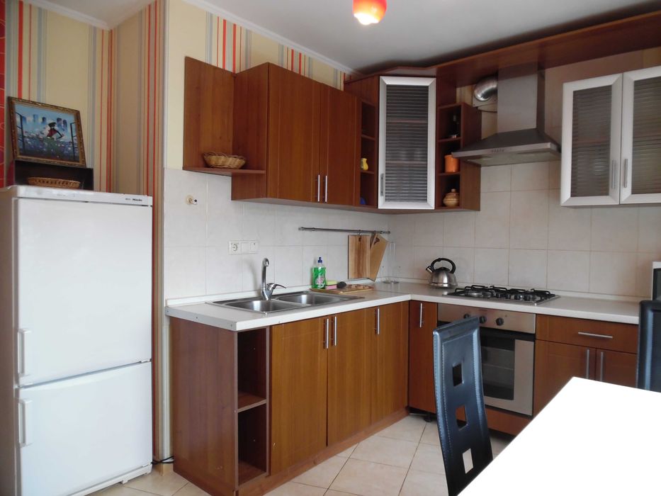 В ЕЛІТНОЙ Новобудові, центр,Зарічанська, 57/1.чек,можливо на 1 міс.