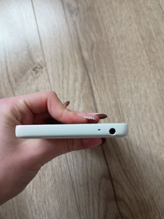 Sprzedam telefon Sony