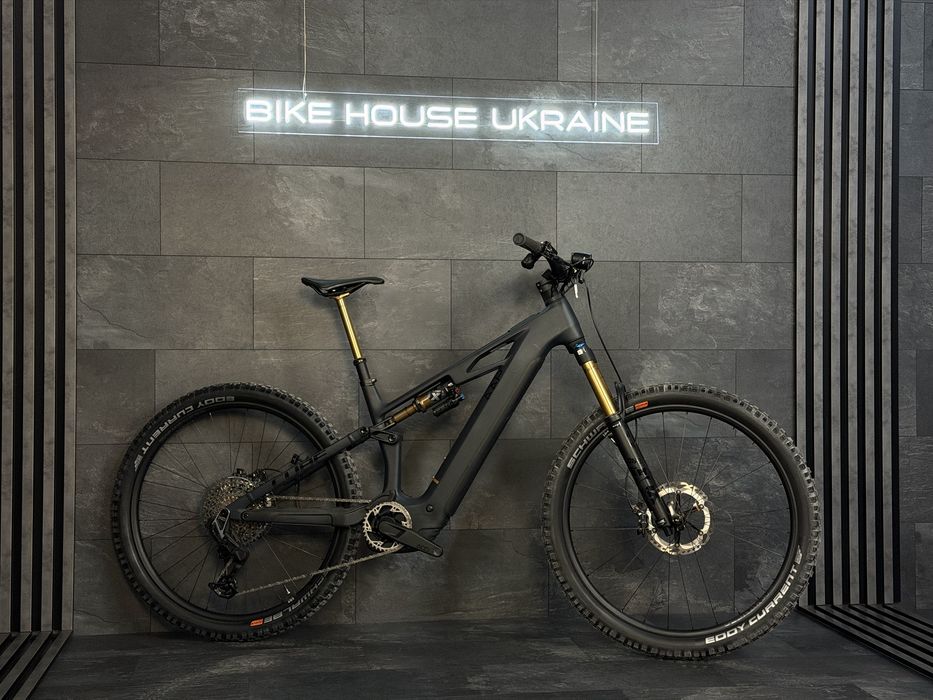 Cube Stereo Actionteam ONE44 двопідвісний карбоновий електровелосипед