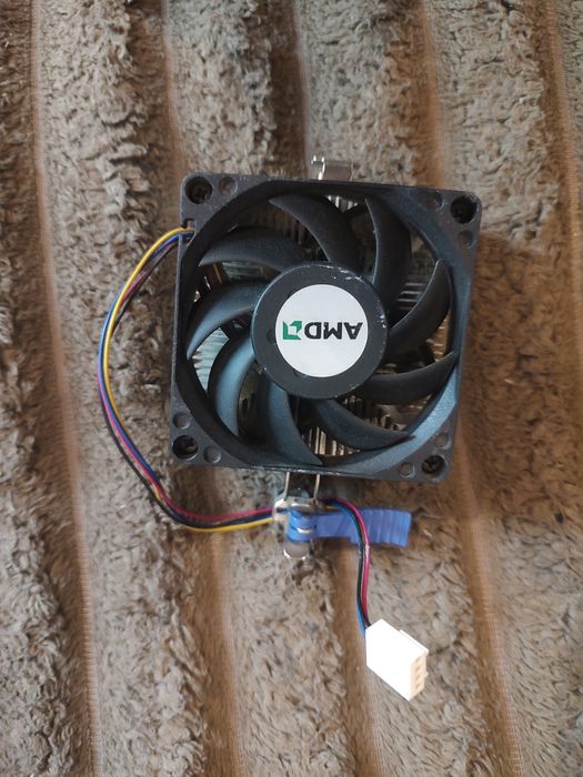 Куллер AMD в чудовому стані