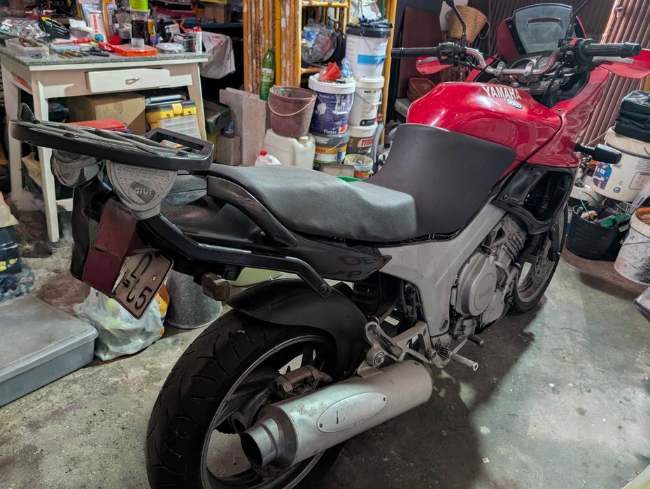 Yamaha TDM 850 de 91 isenta d selo