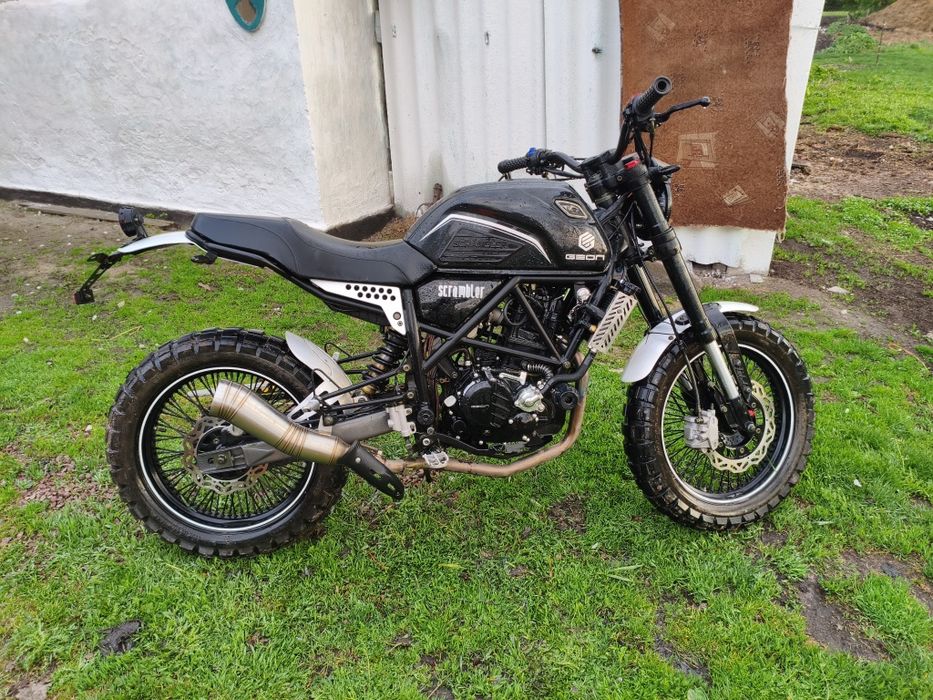 Продам мотоцикл geon scrambler 300