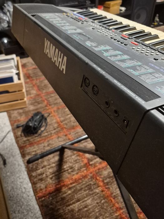 Teclado Yamaha PSR-500