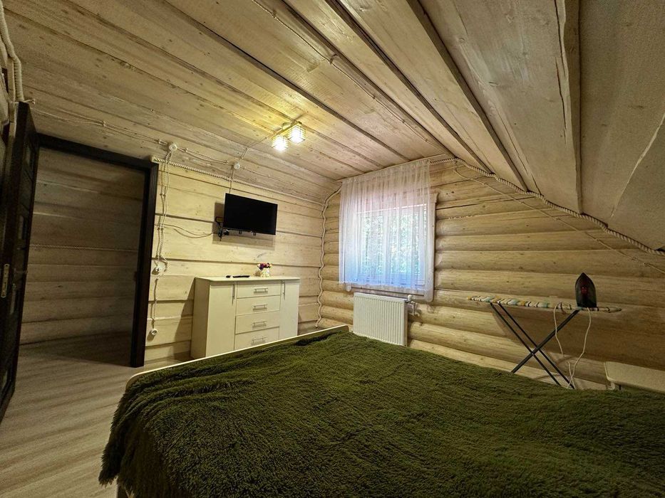 Продається дачний будинок в с. Синевир