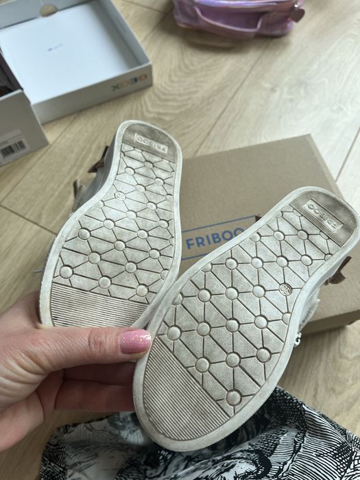 Sneakersy friboo biale kokardka dziewcznyka 30