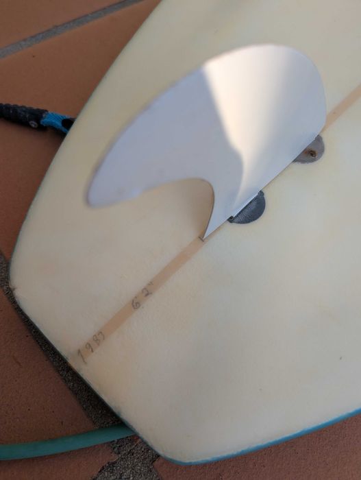 Prancha de Surf 6'22" (188 cm) "Surfing Series", Shaper Railton Lemos Design + board sock + leas Island Style