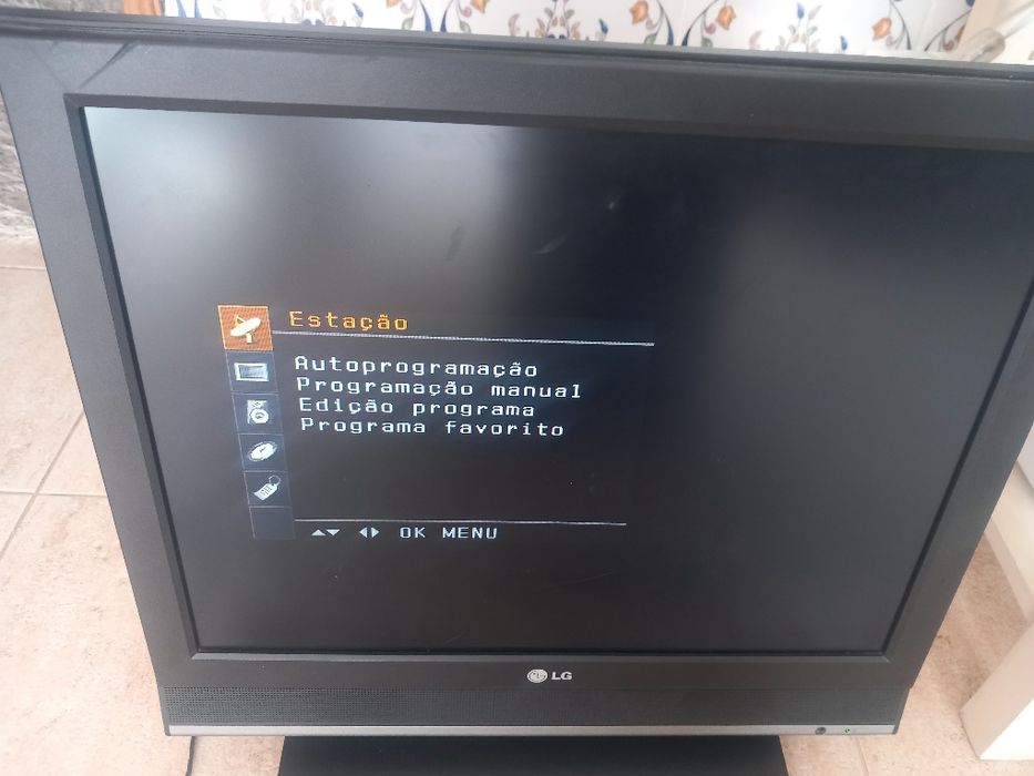 LG lcd TV 20 polegadas447168803589345281