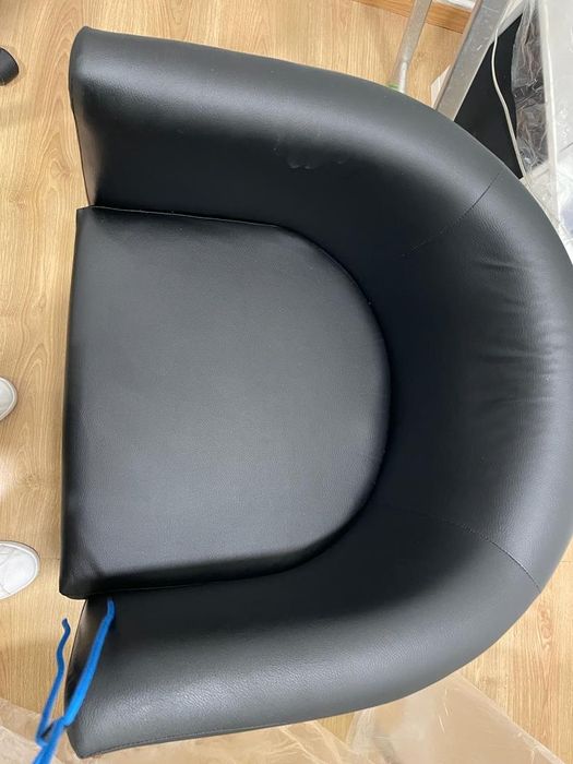 Vendo pequena poltrona
