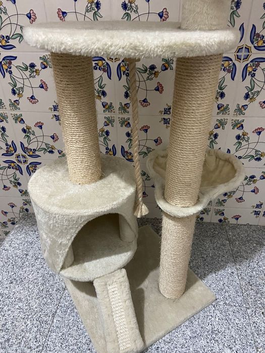 Brinquedo gatos