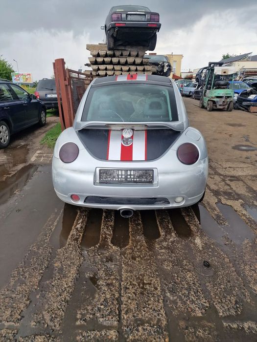 VW new beetle 1.8t 150km AVC skrzynia 5b EBQ lakier L69R na części