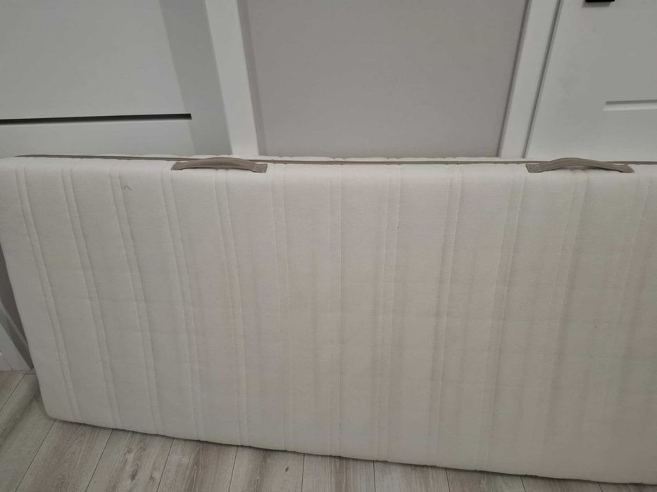 Materac piankowy 90x200 cm