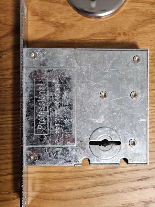 Замок врізний сувальний Fuaro V10/S-60.00.3R14