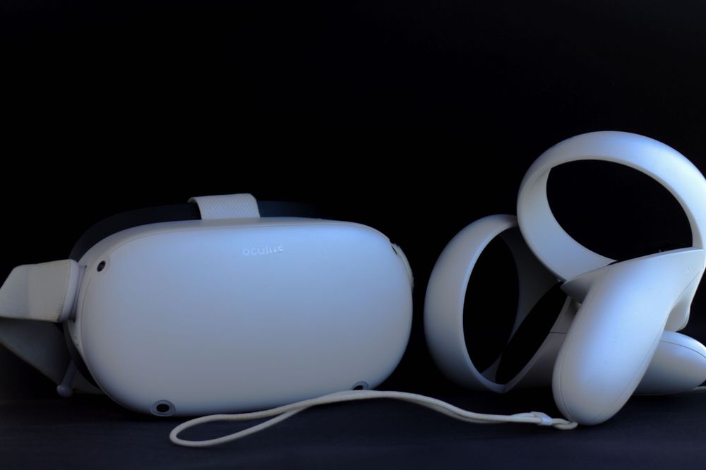 VR Meta Quest 2 używane, w świetnym stanie