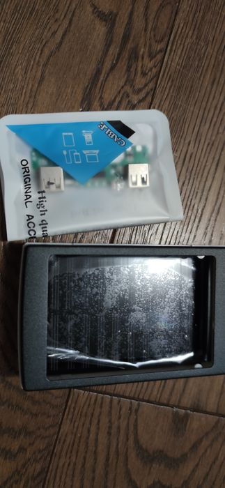 Powerbank solarny obudowa