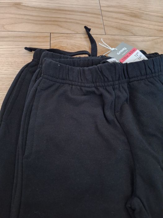 Spodnie dresowe chłopięce rozm 110 sinsay 3pak