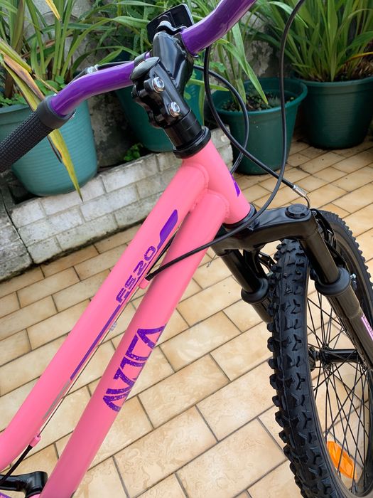Bicicleta de montanha criança cor-de-rosa
