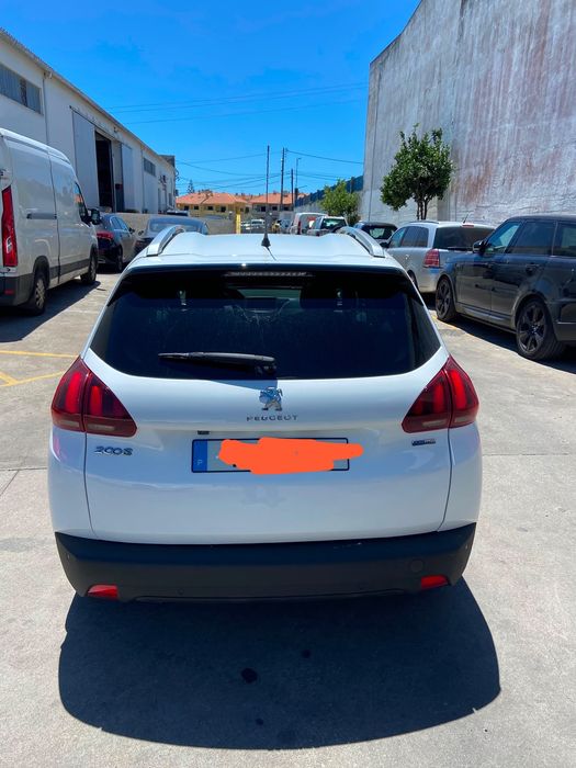 PEUGEOT 2008 excelente estado