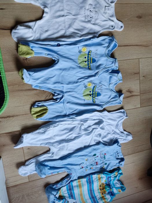 Śpiochy 7 szt niemowlęce rozpinane w kroku,68