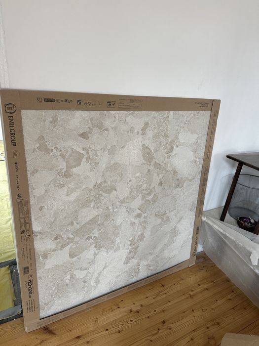 Płytka 120x120cm