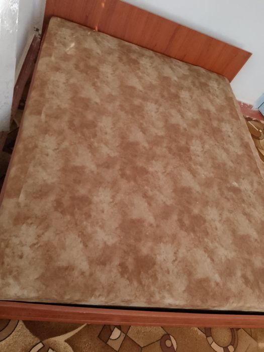 Продам двухспальне ліжко!