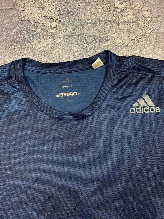 Футболка Adidas Розмір L