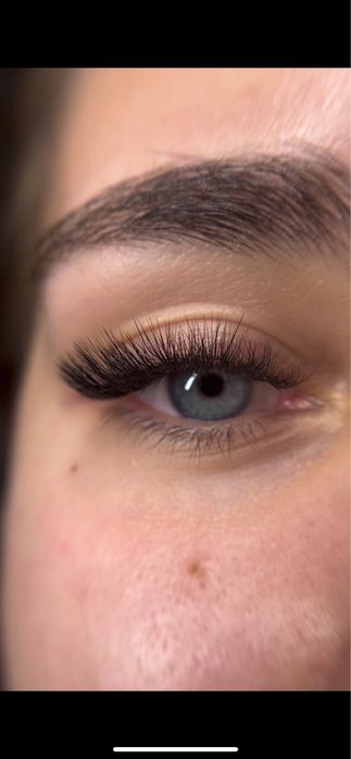 Przedlużanie rzęs z DOJAZDEM do klienta juz od 120 zł (standard i UV)