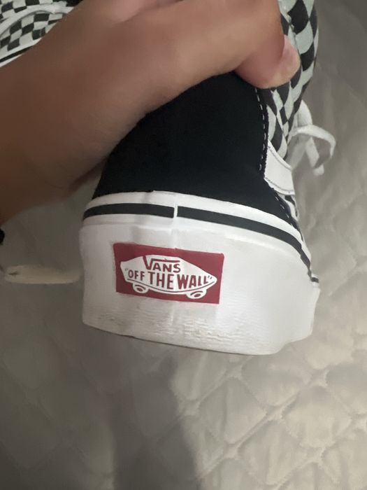 Vendo Ténis bota da marca Vans . Pode ser para Homem ou Mulher